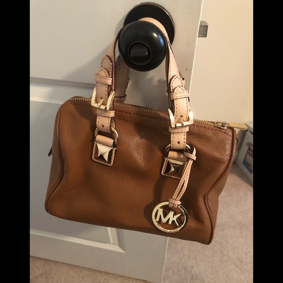 Michael Kors Handbags - Michael Kors small satchel